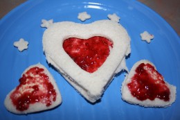 heart jam sandwiches