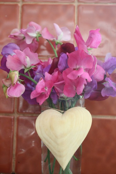 Sweet peas with a touch of love
