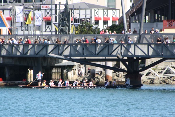 Dragon boat entering the lagoon