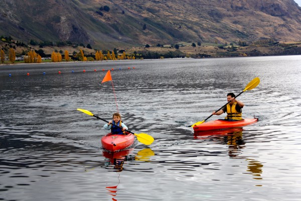 Dan and Charlotte kayaking on Lake Wanaka