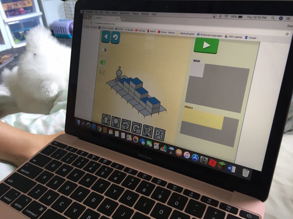 Learning computer programming basics with Lightbot